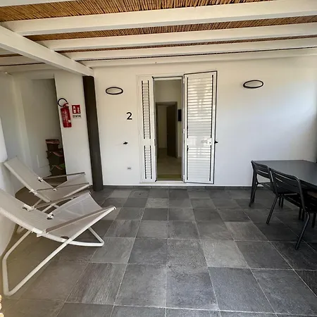 Flori Apartmán *
