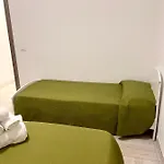 Flori Appartement *