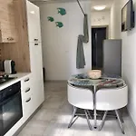 Flori Appartement Reitani