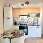 Flori Appartement Reitani