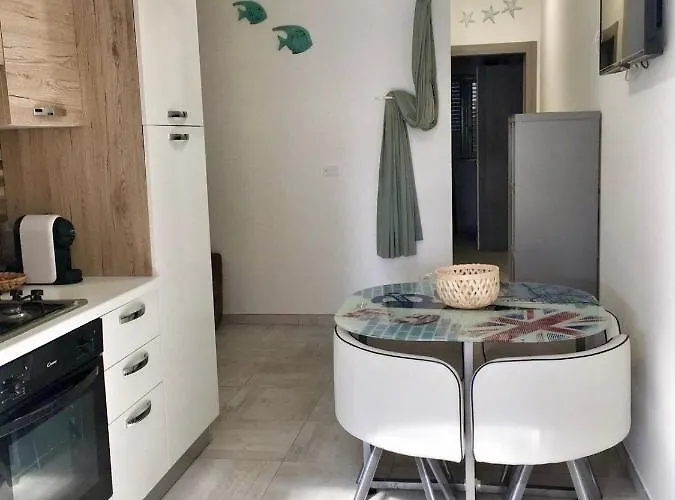 Flori Apartment Reitani